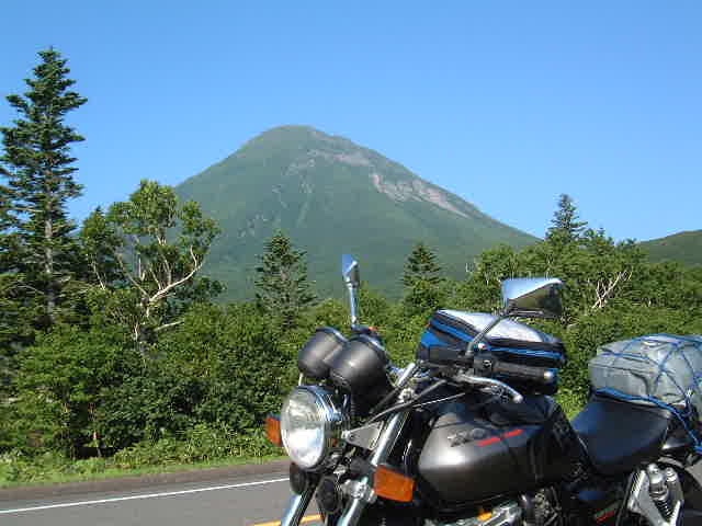 ホンダCB1000と羅臼岳