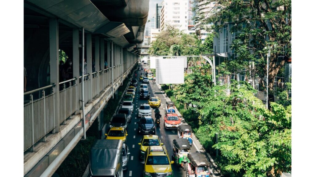 渋滞路